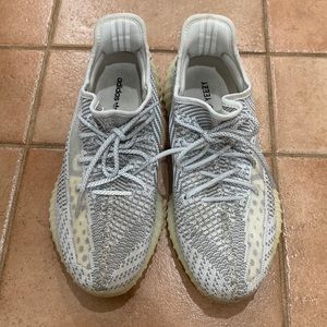 Yeezy Boost 350 V2 in “Light” size 11